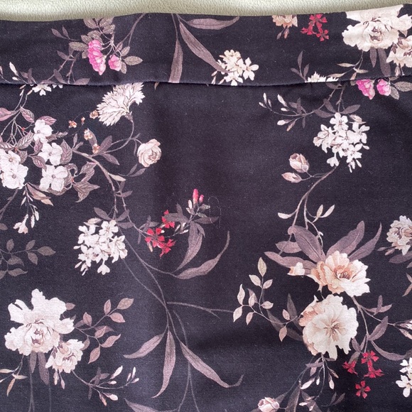 Women's Skirts Beautiful and very good condition - Picture 16 of 16